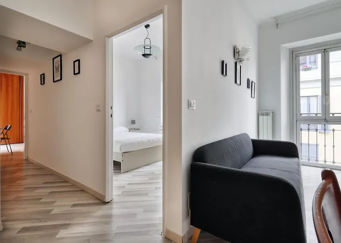 Joivy Stylish 2-Bed Flat, Easy Access To Centre